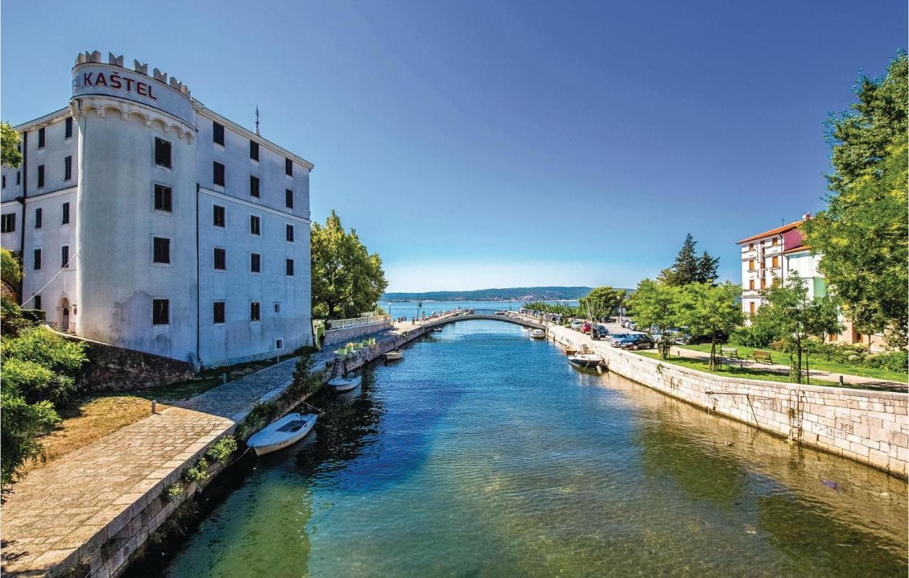 Stunning Apartment In Crikvenica With Wifi ภายนอก รูปภาพ