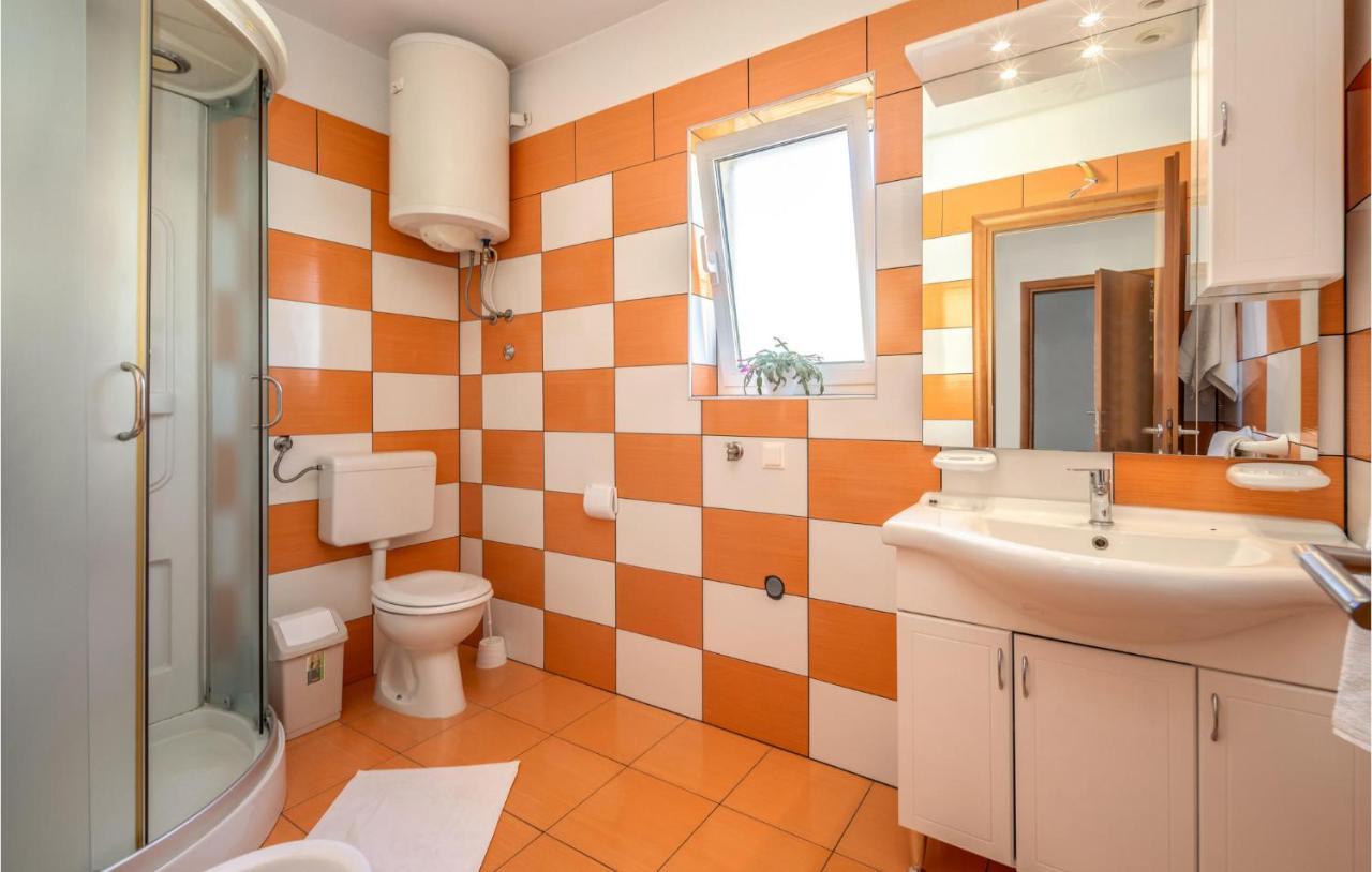 Stunning Apartment In Crikvenica With Wifi ภายนอก รูปภาพ