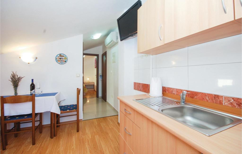 Stunning Apartment In Crikvenica With Wifi ภายนอก รูปภาพ