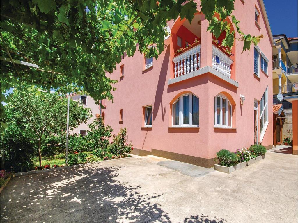 Stunning Apartment In Crikvenica With Wifi ภายนอก รูปภาพ