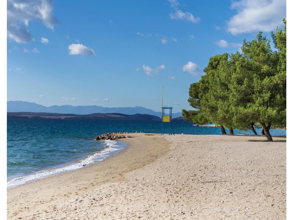 Stunning Apartment In Crikvenica With Wifi ภายนอก รูปภาพ